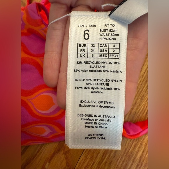 Seafolly Australia Reversible Bikini Top Pink and Orange size US 2 - Picture 8 of 9